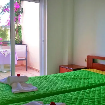 Mariliana Aparthotel Platanias (Crete)